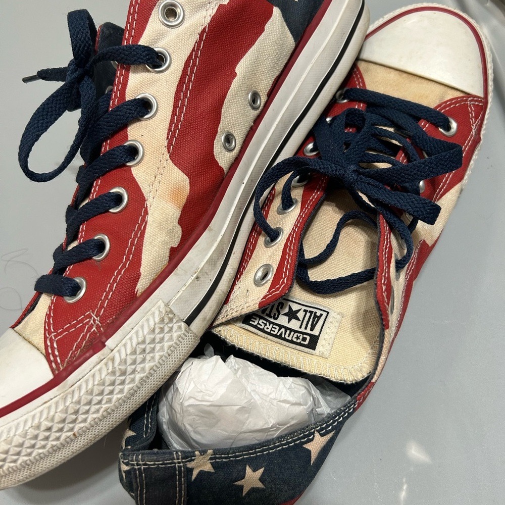 USA flag Low Chuck Taylor Converse - Picture 3 of 10